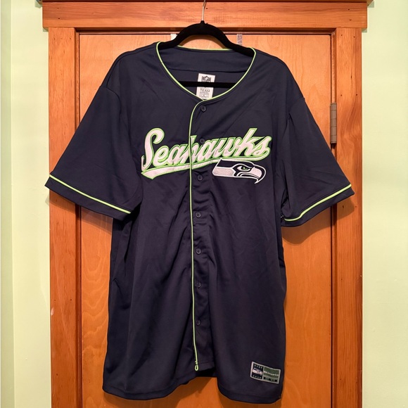 Seahawks Jersey - Men’s XL - Picture 1 of 4